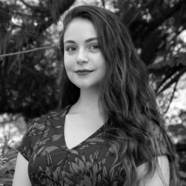 Headshot Alexis Bwsq