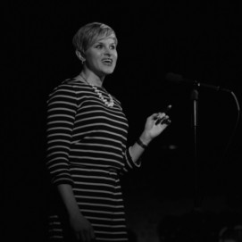 Jelisa Castrodale Bw